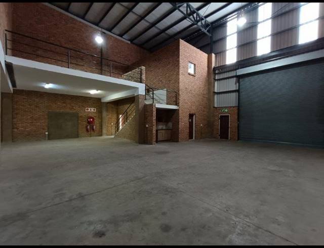 INDUSTRIAL PROPERTY TO RENT IN LANSERIA